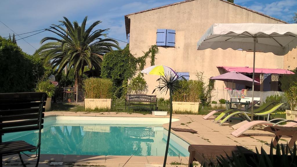 Parfums D'Azur Bed & Breakfast Le Cannet Exterior foto