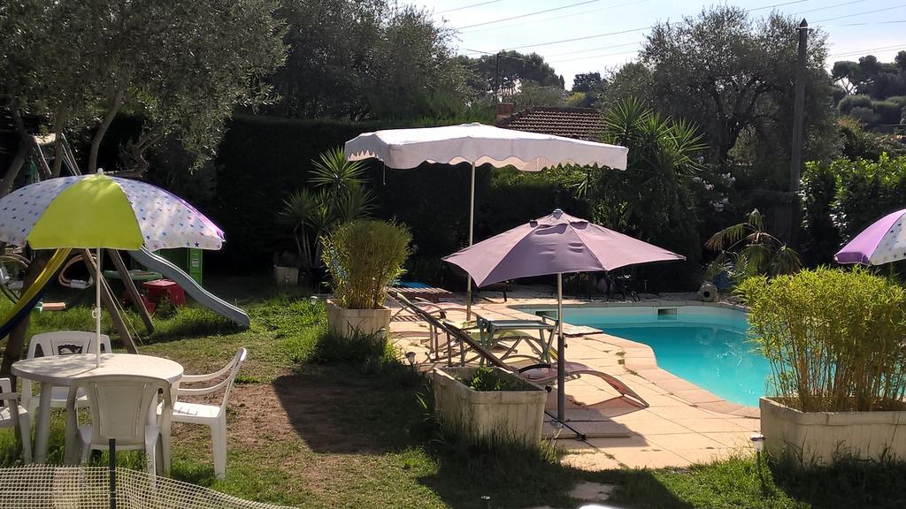 Parfums D'Azur Bed & Breakfast Le Cannet Exterior foto