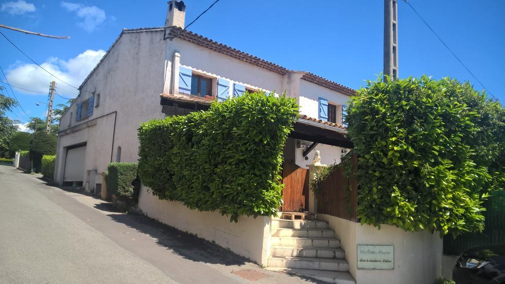 Parfums D'Azur Bed & Breakfast Le Cannet Exterior foto
