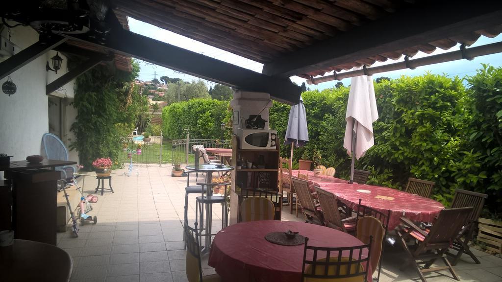 Parfums D'Azur Bed & Breakfast Le Cannet Exterior foto